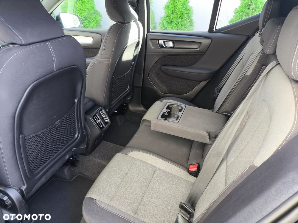 Volvo XC 40 T2 Core - 29