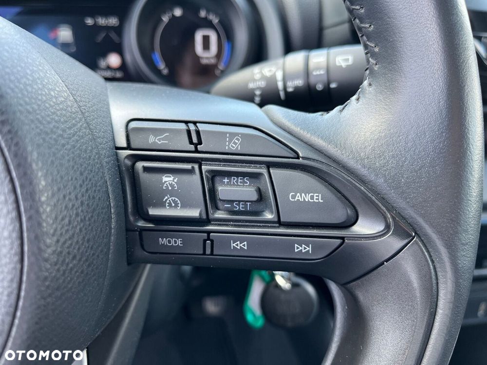 Toyota Yaris - 14
