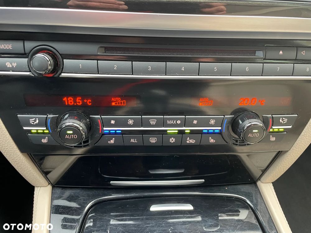 BMW Seria 7 750Li - 14