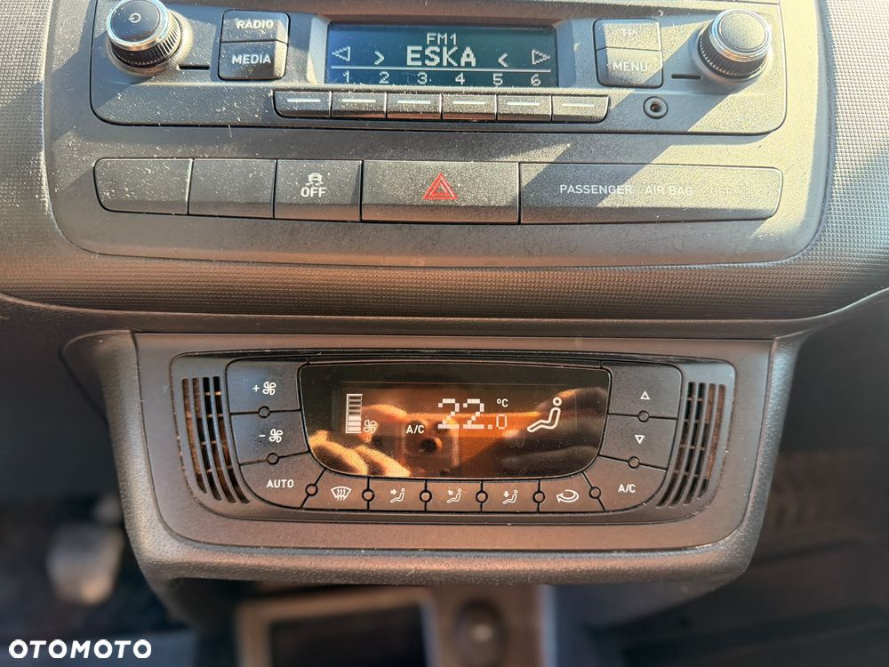 Seat Ibiza 1.2 TSI CONNECT - 12