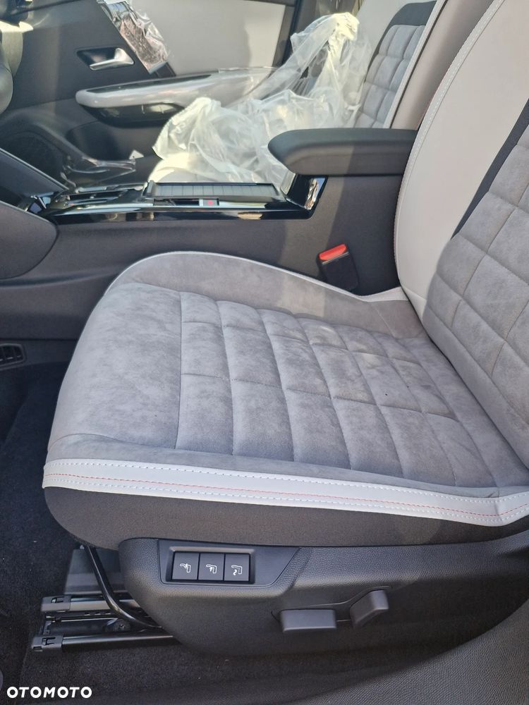Citroën C4 1.2 mHEV Max eDCT6 - 13
