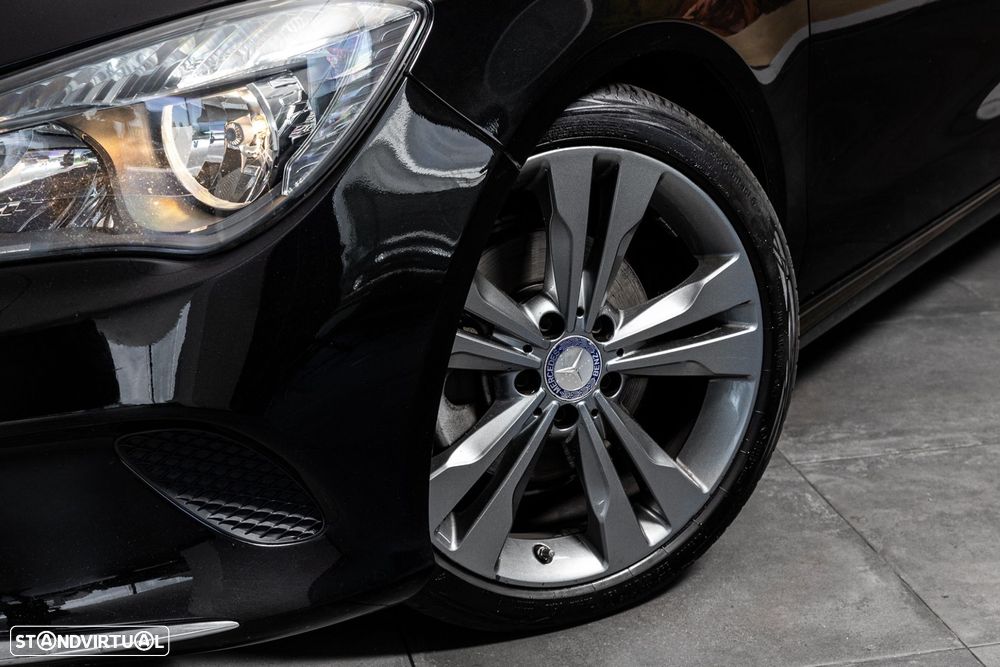 Mercedes-Benz CLA 180 - 8