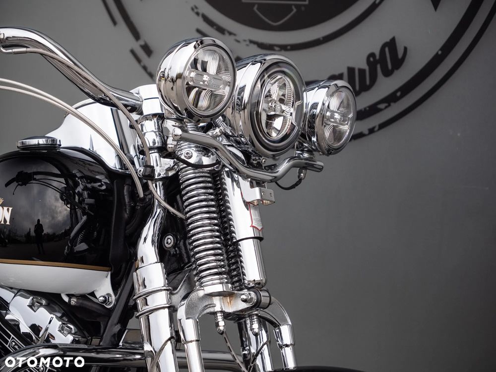 Harley-Davidson Softail Heritage Classic - 30