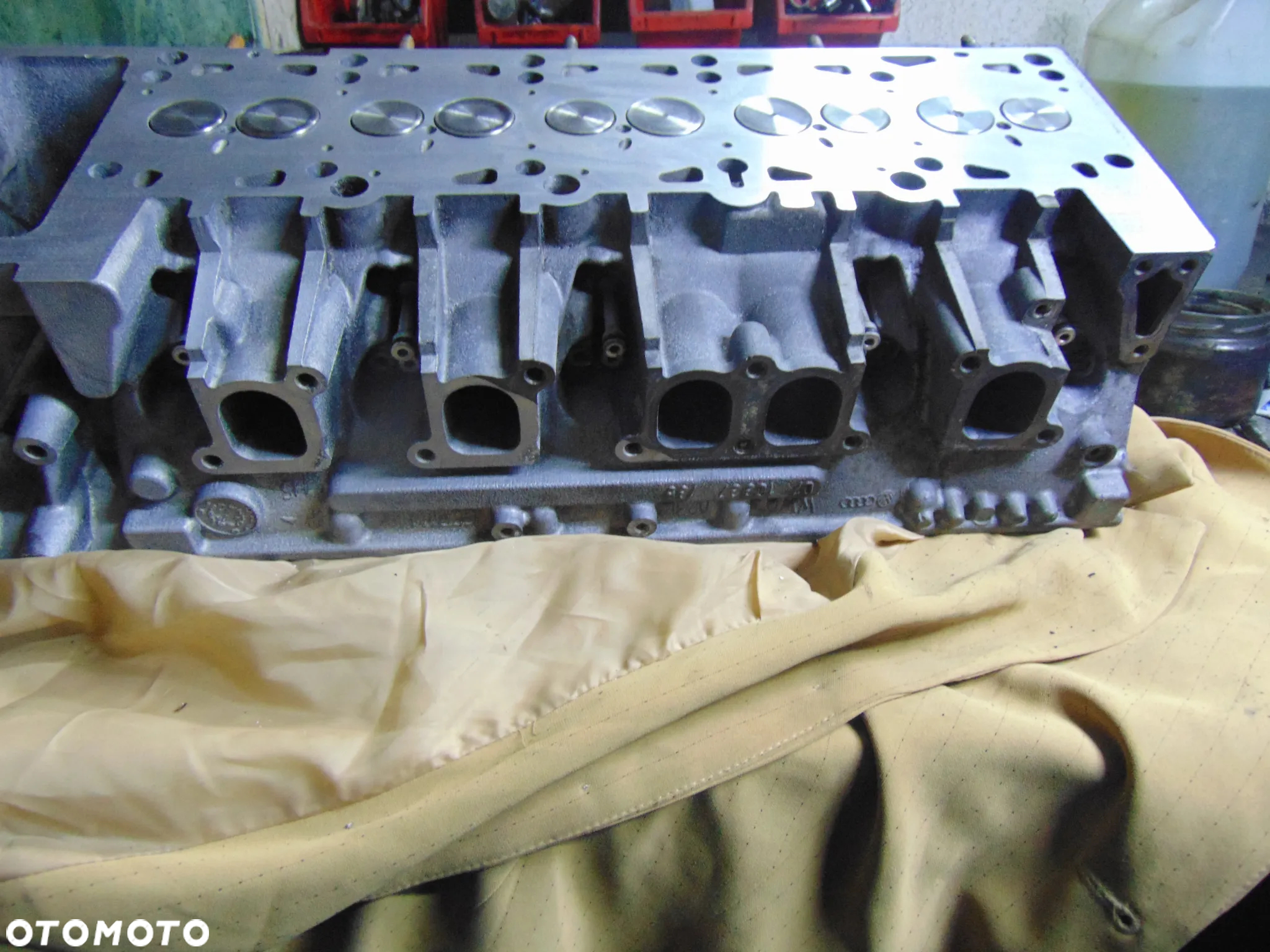 Głowica po regeneracji VW Phaeton/Tuareg 5,0 v10 Cena sztuka lewa/prawa strona (panewki na wzór szklanki w gratisie ) R070103373A - 2