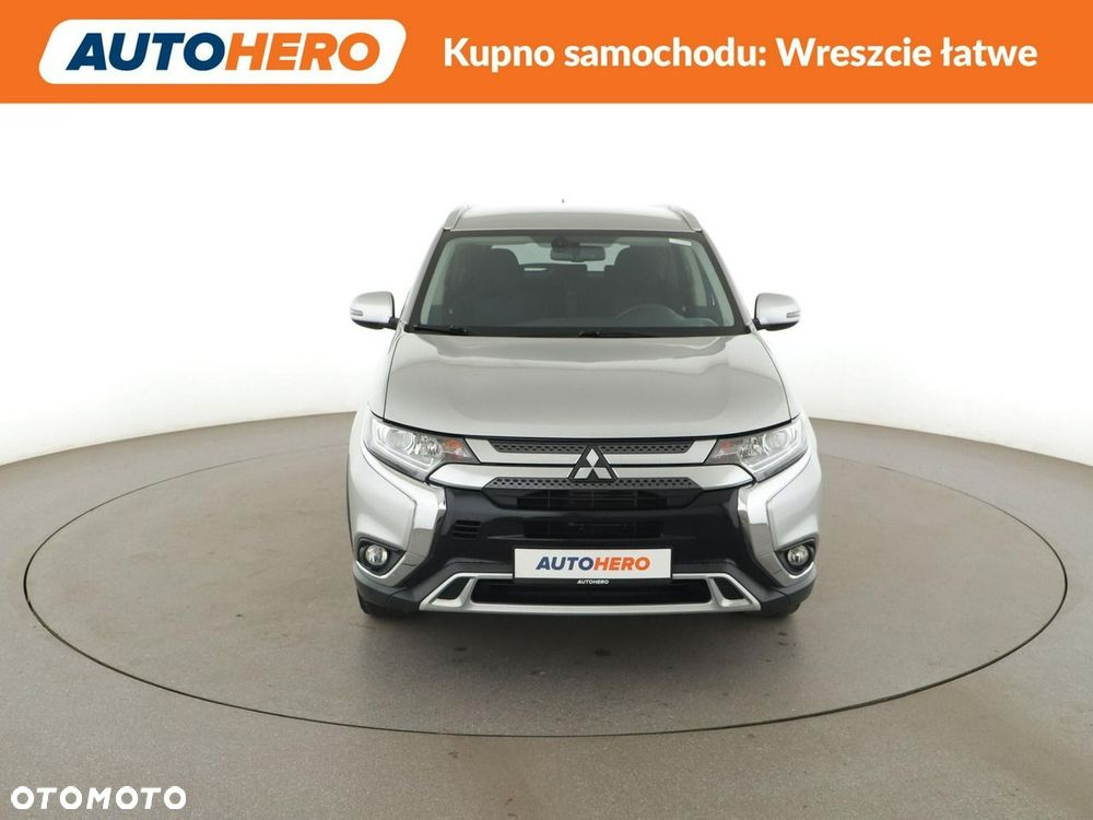 Mitsubishi Outlander 2.0 2WD CVT Diamant Edition+ - 12