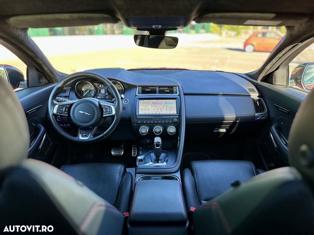 Jaguar E-Pace D180 AWD Aut. First Edition - 36
