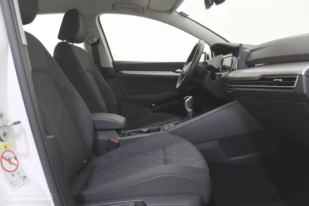 VW Golf 2.0 TDI Conceptline - 8