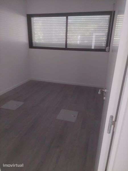 Apartamento T2 Minde Alugar - Grande imagem: 4/8