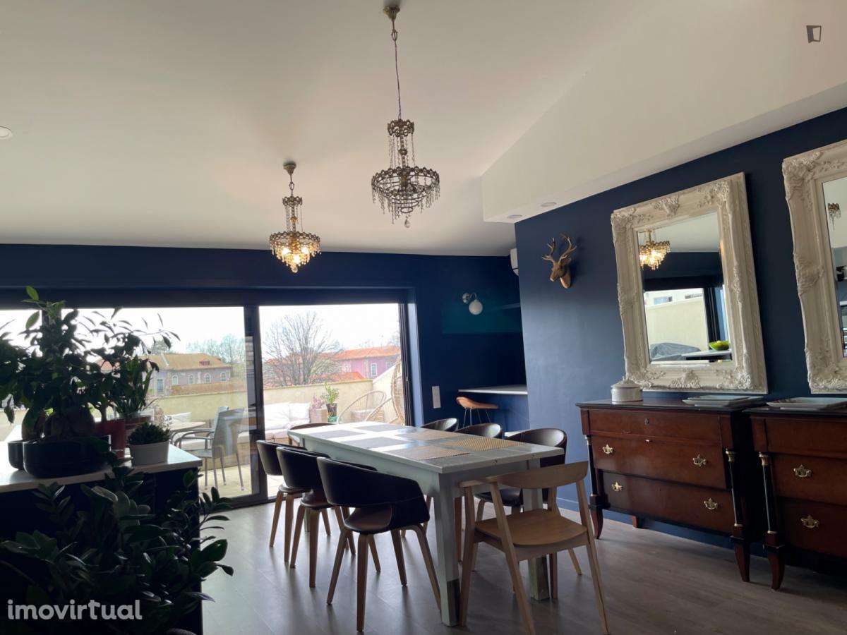 Quarto - localizado em Paranhos Porto - Grande imagem: 4/31