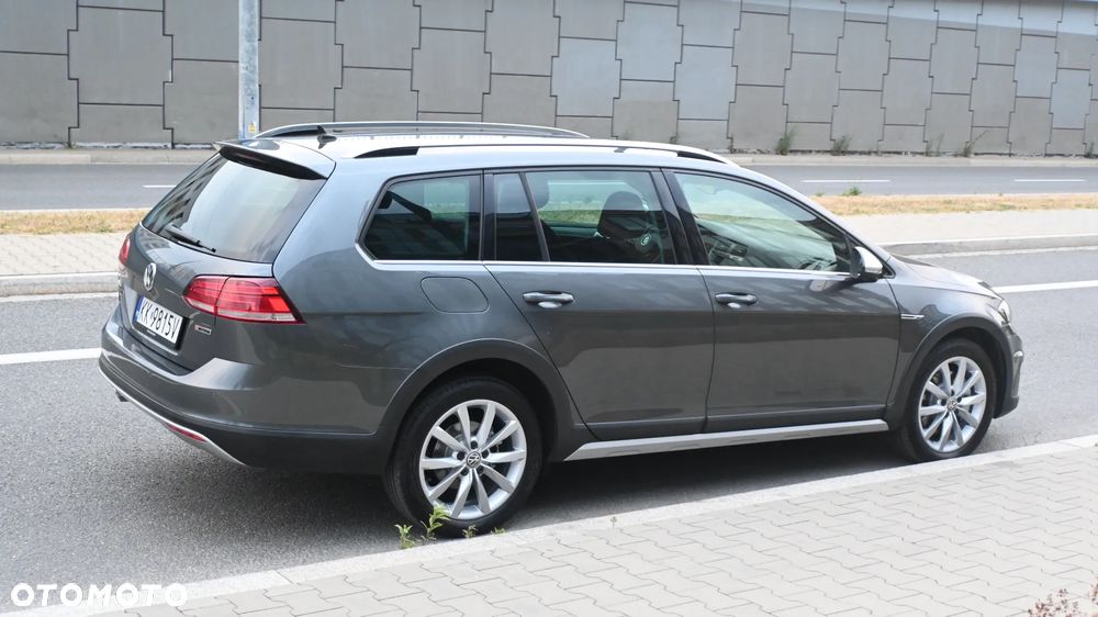 Volkswagen Golf Alltrack 2.0 TDI BMT 4Mot DSG - 11