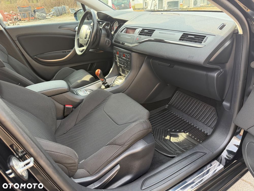 Citroën C5 2.0i 16V Dynamique - 8