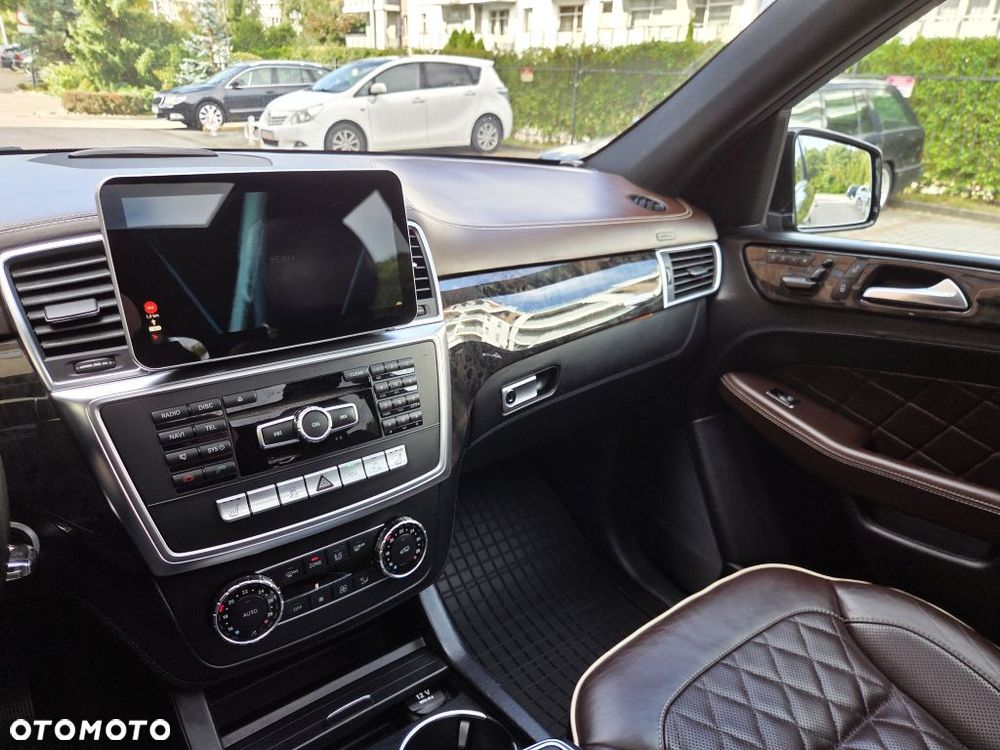 Mercedes-Benz ML 350 BlueTEC 4MATIC 7G-TRONIC Edition 1 - 33