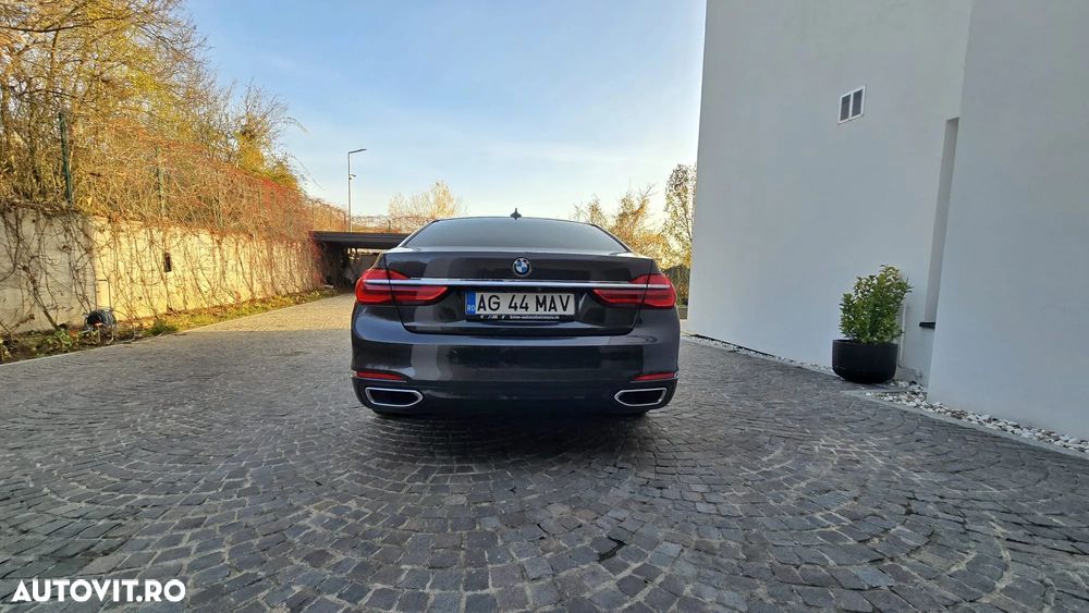 BMW Seria 7 730d xDrive - 5