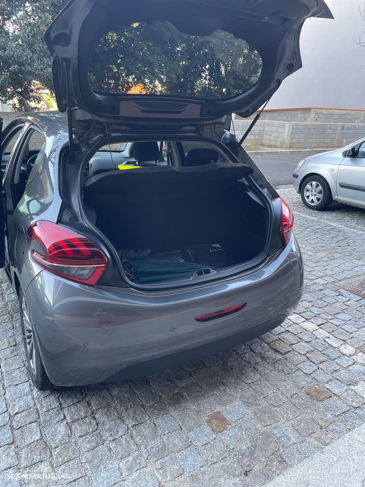 Peugeot 208 1.2 PureTech Style - 9