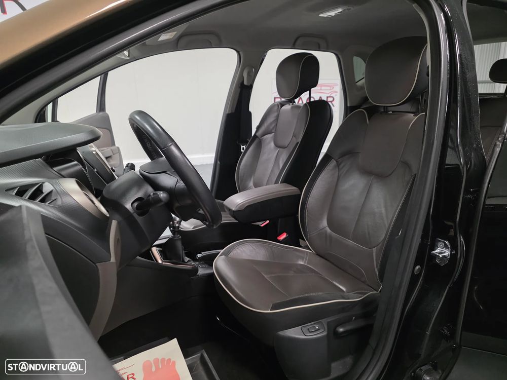 Renault Captur 1.5 dCi Exclusive - 51