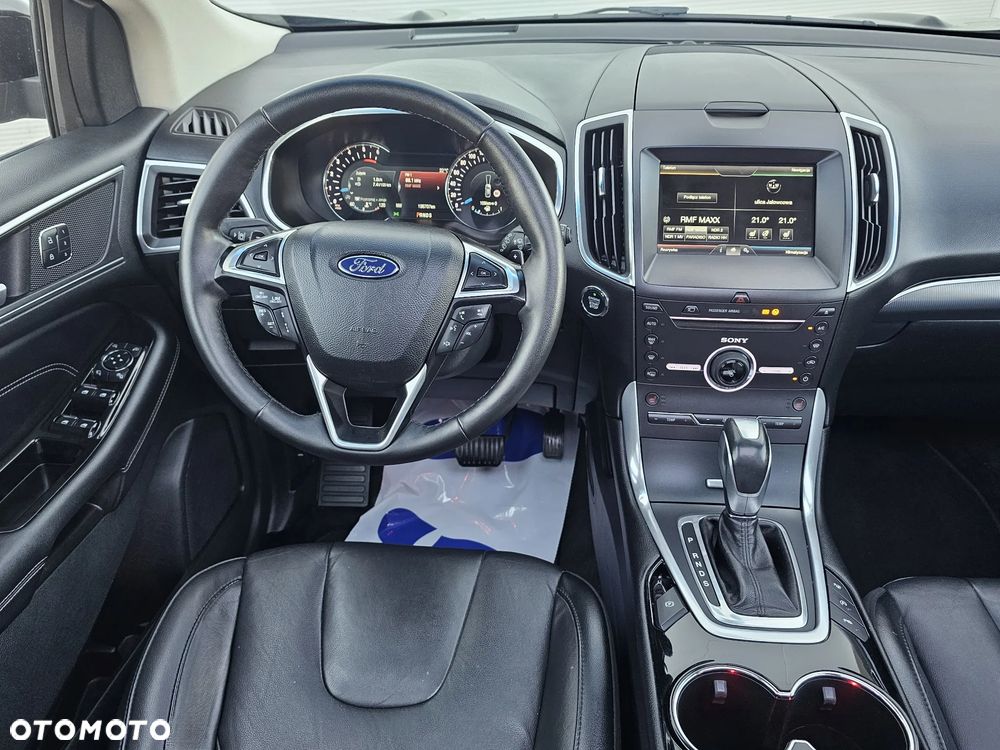 Ford Edge 2.0 TDCi Bi-Turbo 4x4 Titanium - 29