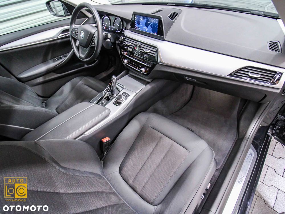 BMW Seria 5 518d - 9
