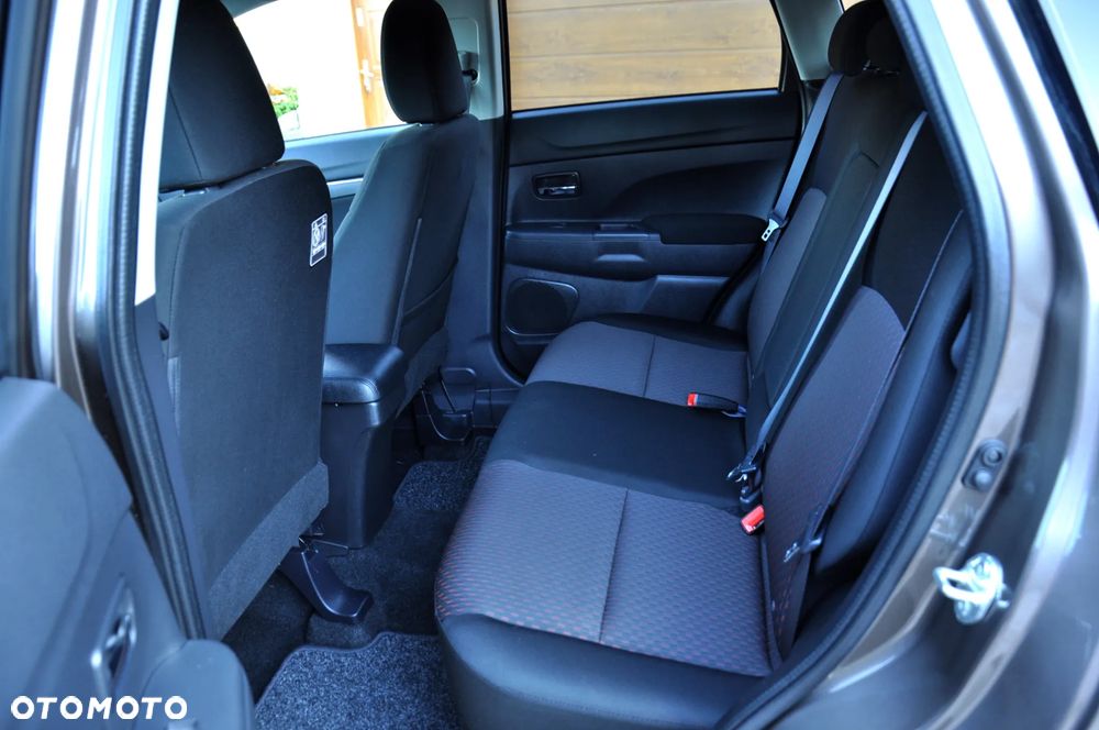 Mitsubishi ASX 1.6 Instyle NAVI AS&G - 35