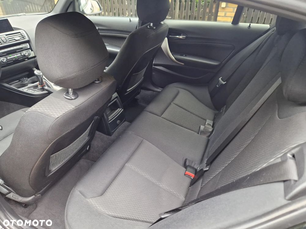 BMW Seria 1 118d DPF Edition Sport - 16