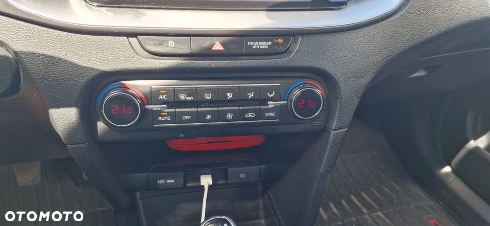 Kia Ceed 1.0 T-GDI M - 8