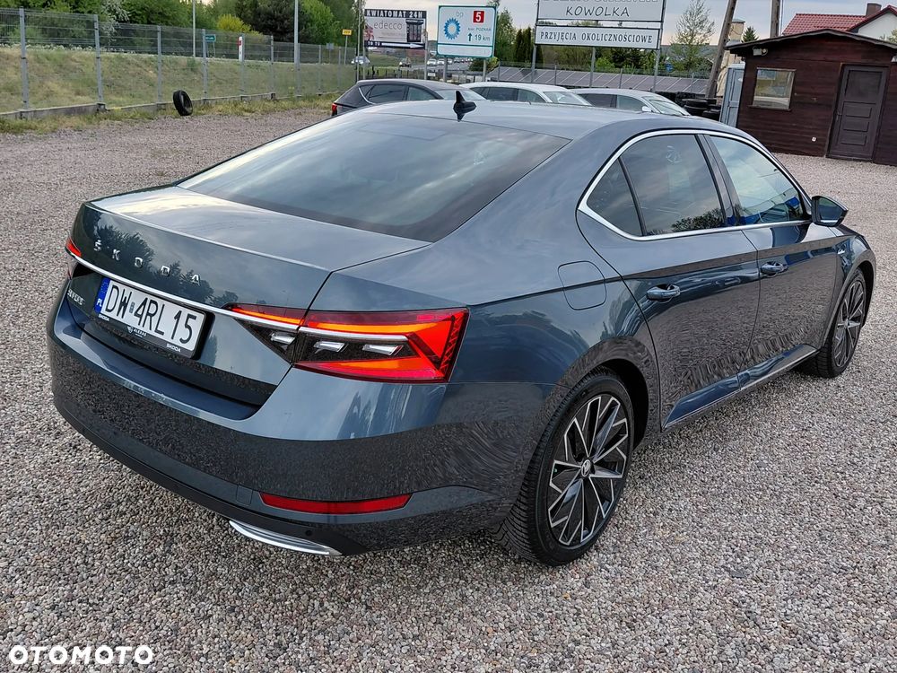 Skoda Superb 2.0 TSI L&K DSG - 17