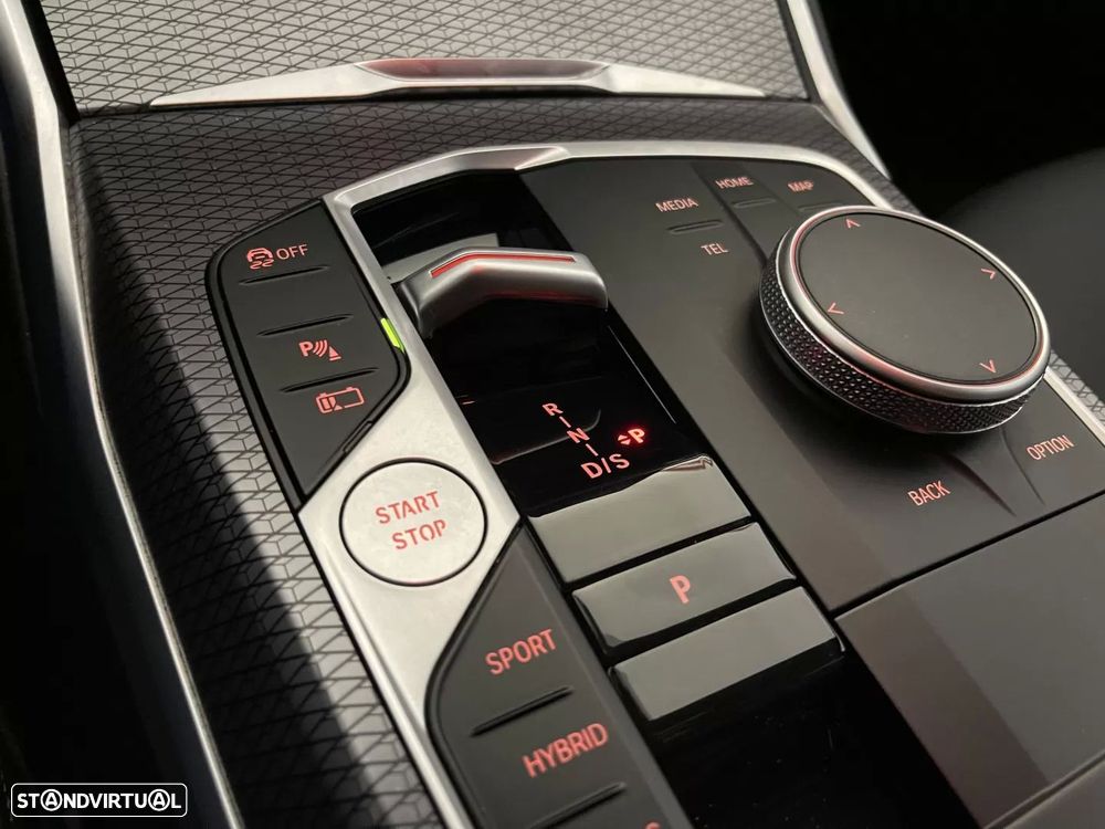 BMW 320 e Pack Desportivo M Auto - 33