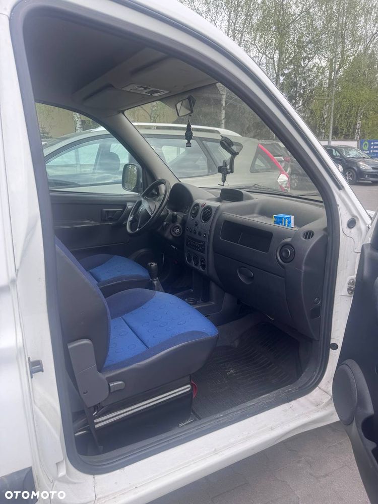 Peugeot Partner - 4