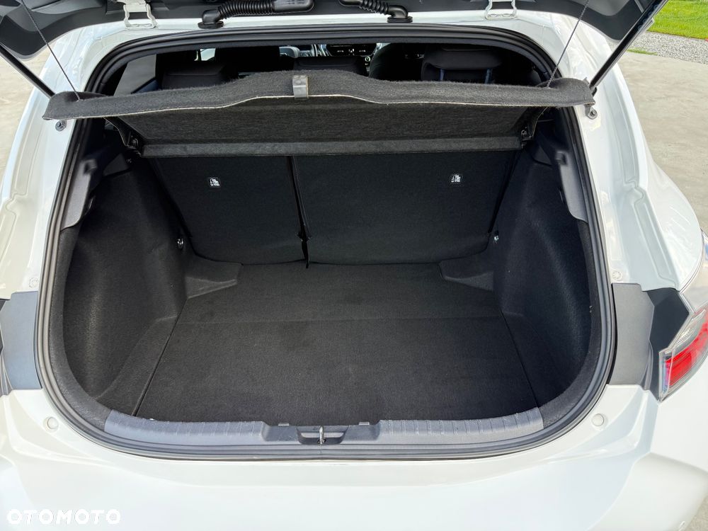 Toyota Corolla 1.8 Business Edition - 25