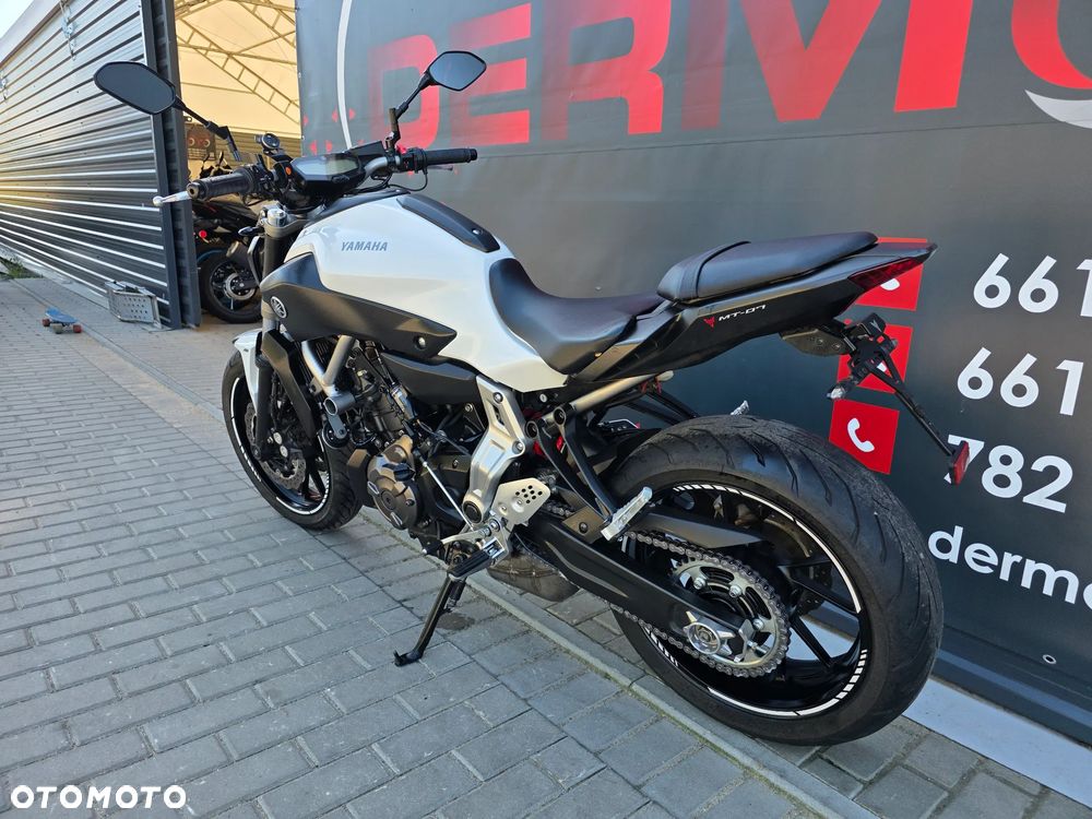 Yamaha MT - 6
