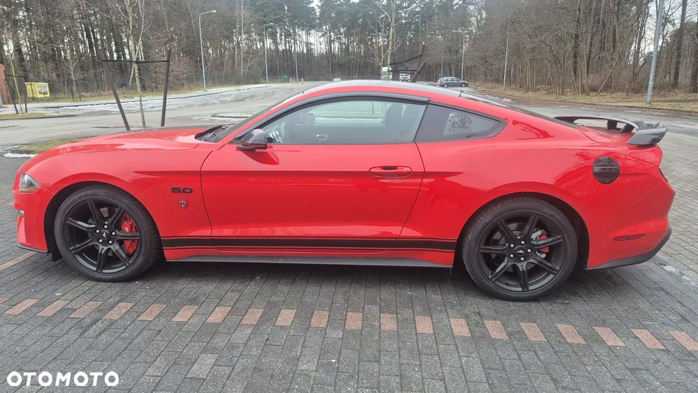 Ford Mustang - 6