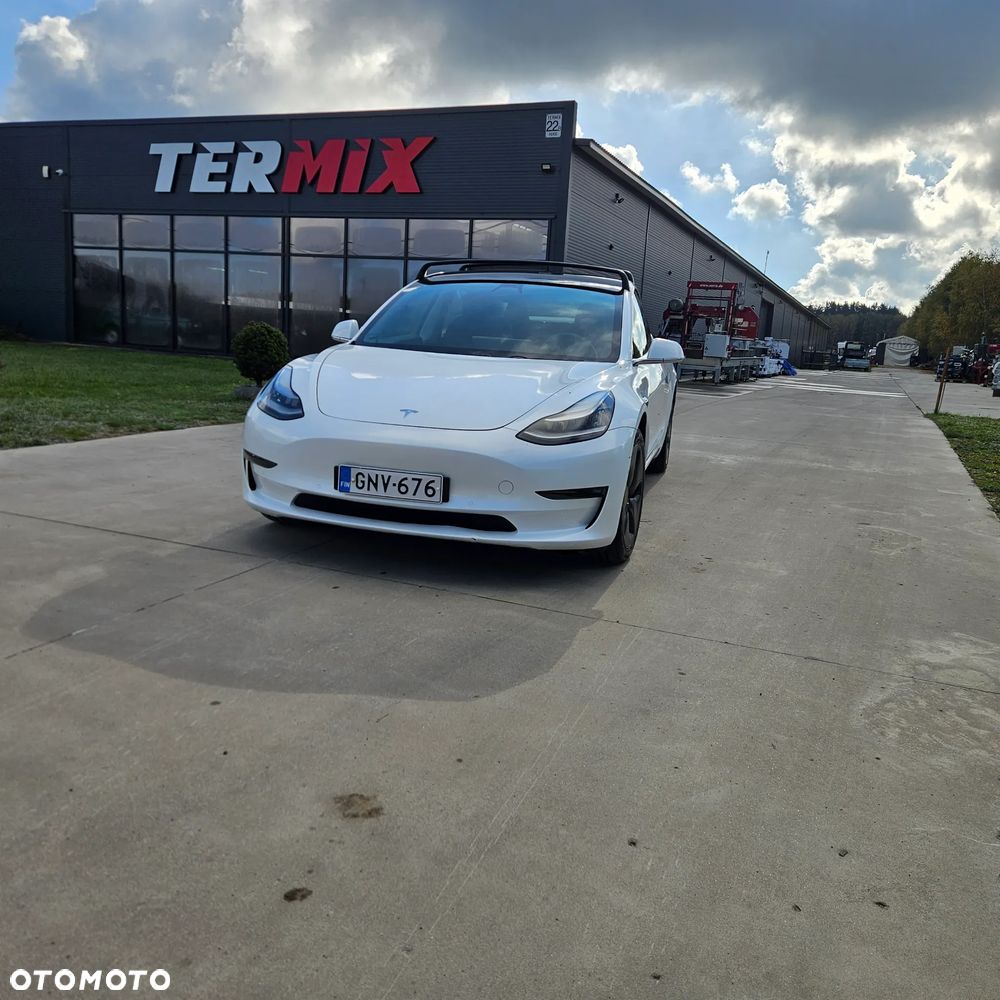 Tesla Model 3 Performance AWD - 2