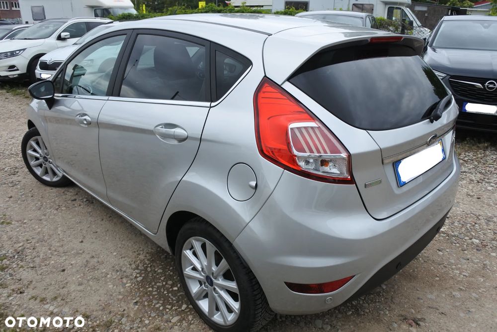 Ford Fiesta 1.0 EcoBoost S&S TITANIUM - 3