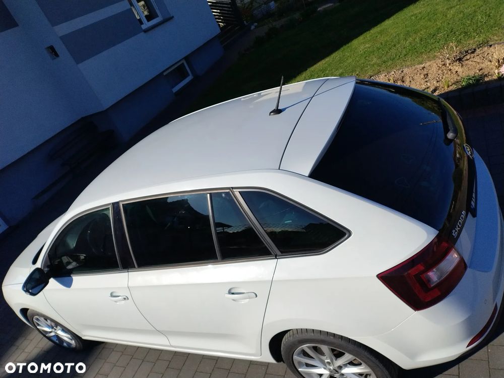 Skoda RAPID 1.0 TSI Style DSG - 2