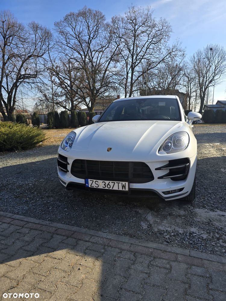 Porsche Macan Turbo - 3