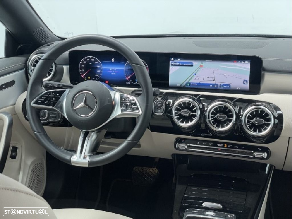 Mercedes-Benz CLA 180 - 12