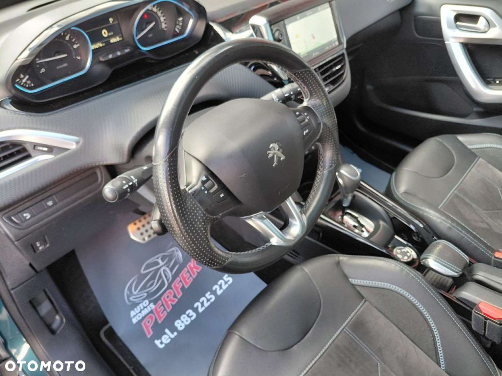 Peugeot 2008 - 11