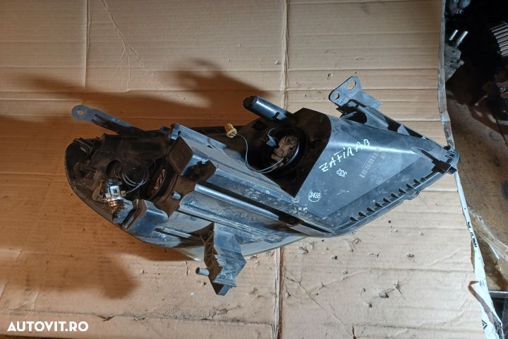 Far stanga 24451052LH Opel Zafira B [2005 - 2010] Minivan 5-usi 1.6 M - 3