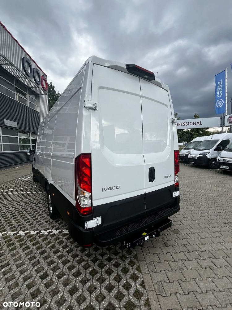 Iveco MEGA WYPRZEDAŻ Ekspozycji - Daily 35s18ha8v - 7