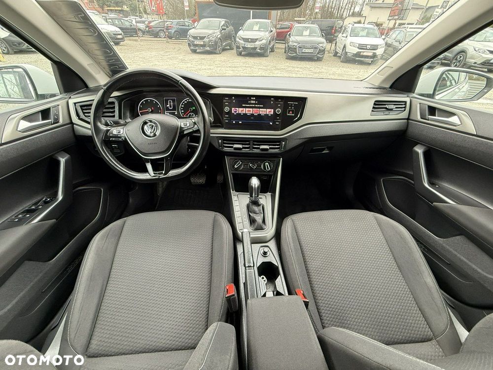 Volkswagen Polo - 29