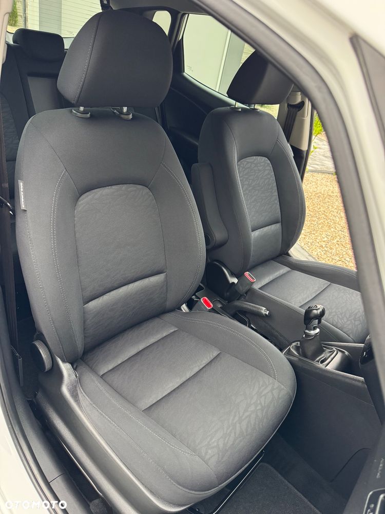 Hyundai ix20 1.4 Premium blue - 30