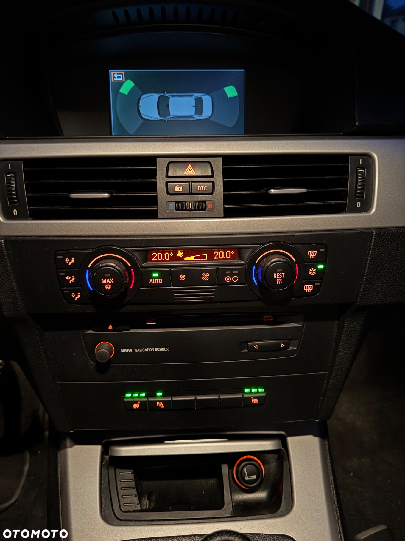 BMW Seria 3 318i - 13