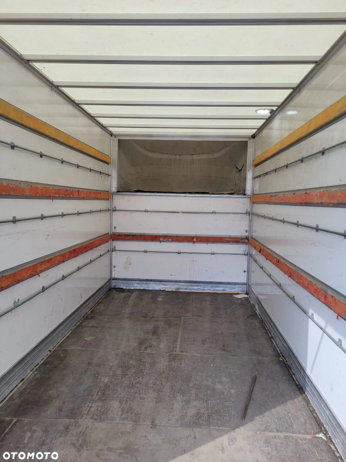 Iveco 35C16 - 8