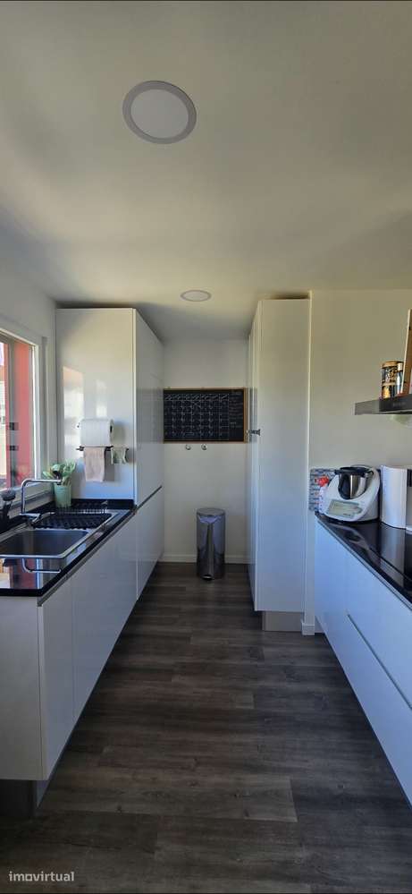 Apartamento T2 com 2 casas de banho em Montijo - Grande imagem: 2/16