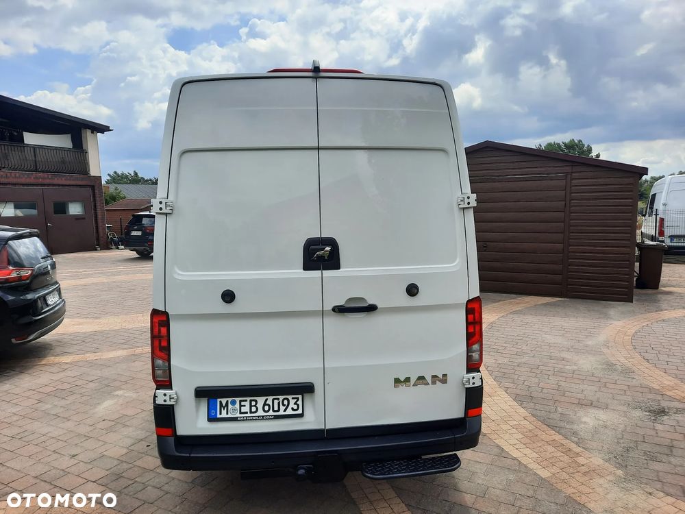 Volkswagen Crafter  - L4 H3 - 14