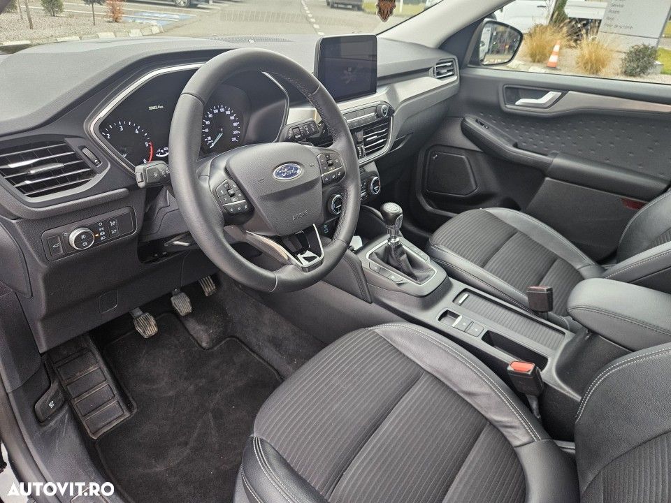 Ford Kuga - 13