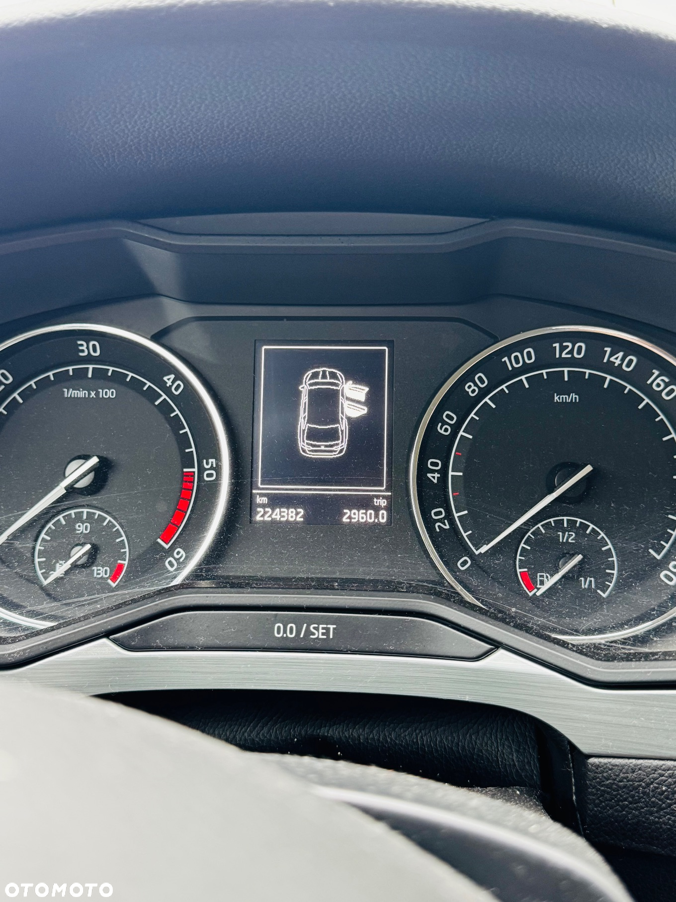 Skoda Superb 2.0 TDI Active DSG - 10
