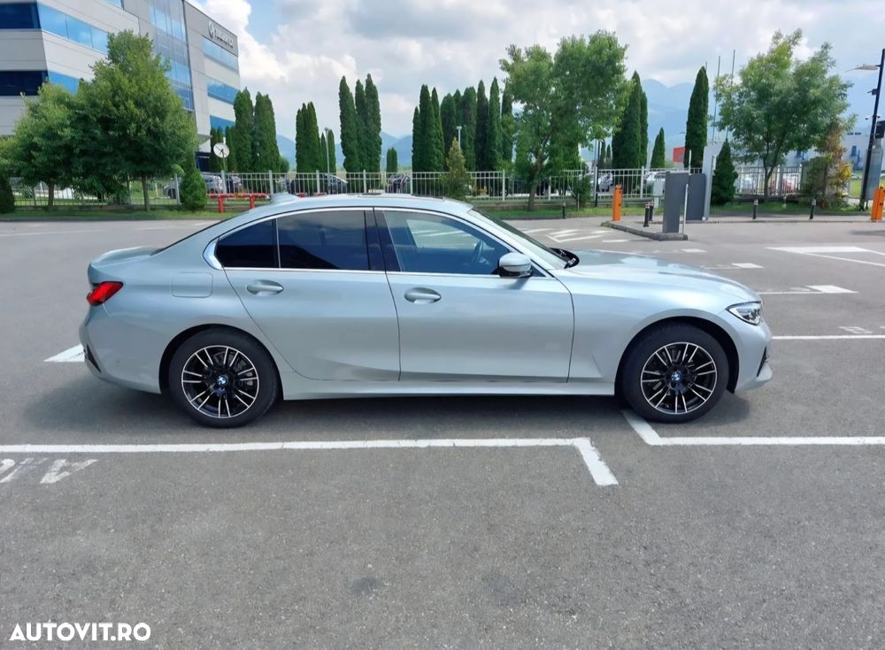 BMW Seria 3 320d xDrive AT Luxury Line - 2