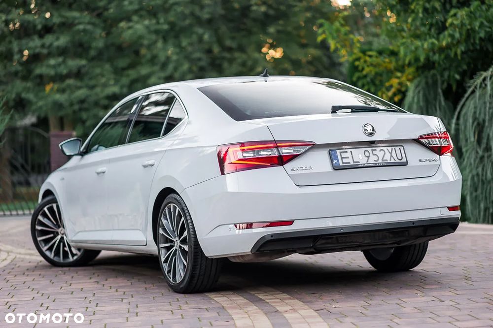 Skoda Superb 1.8 TSI L&K DSG - 5