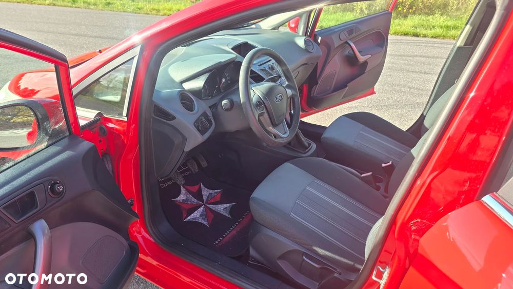 Ford Fiesta 1.25 Trend - 33