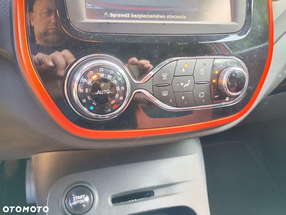 Renault Captur ENERGY TCe 120 EDC Luxe - 28